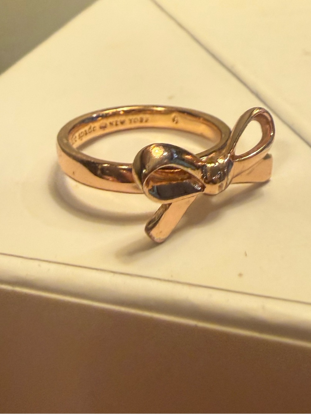 kate spade Rose Gold Bow Knot Ring Size 6 - Picture 3 of 9